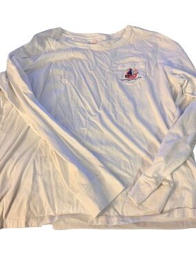 Vineyard Vines White Crewneck Tee with Red Logo Print 2017 Happy New Year